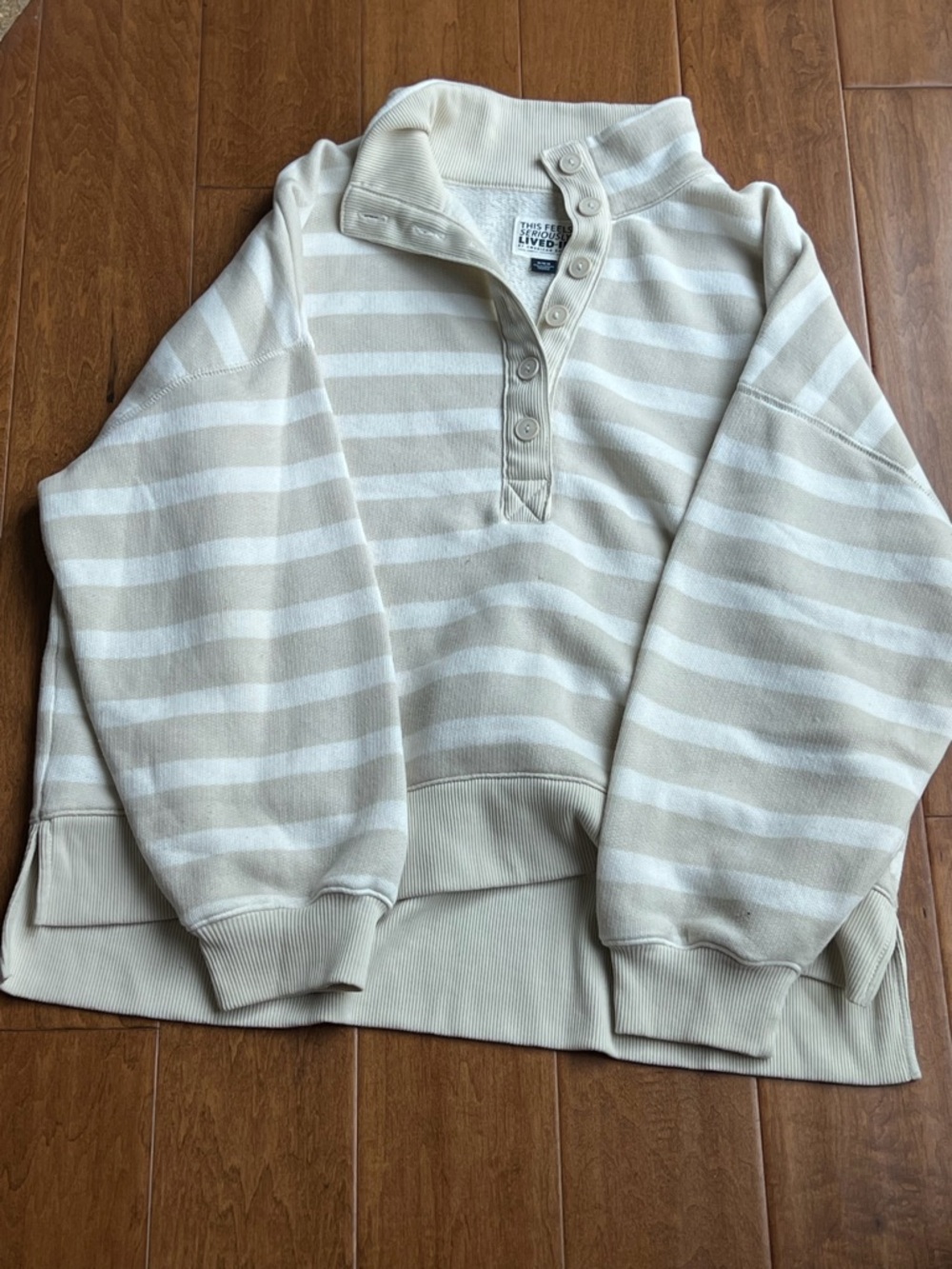 American Eagle Lived-In Button-Neck Pullover in Cream & White